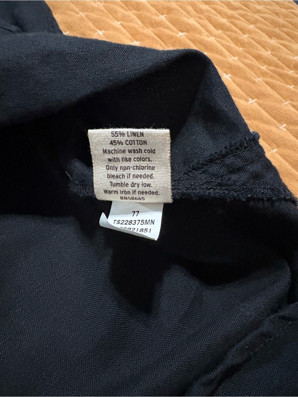 Transcript Linen Blend Black Short Sleeve Button Down. - Picture 4 of 6